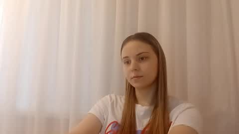 Lisa online show from 04.12.26