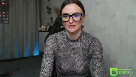 Vanessa online show from 02.11.25