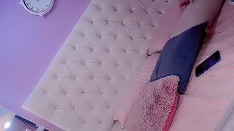 Snapshot of shiirleysweet chatting on 12.15.24 shiirleysweet online show from 12.15.24