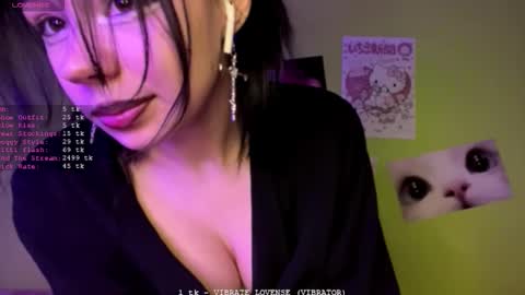 Snapshot of shikott chatting on 02.10.26 Shiko online show from 02.10.26