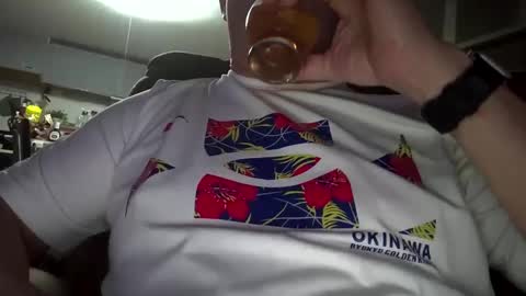 Snapshot of shimagajin chatting on 02.04.25 mike-stubbs online show from 02.04.25