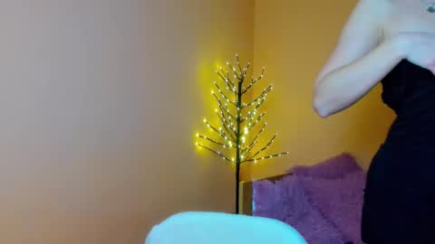 Snapshot of shinelikea_diamond chatting on 02.22.26 Alexis online show from 02.22.26