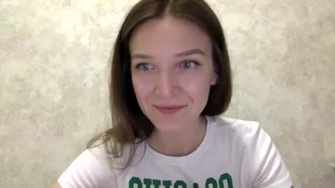 Snapshot of shining_pearl chatting on 06.08.26 Jesica online show from 06.08.26