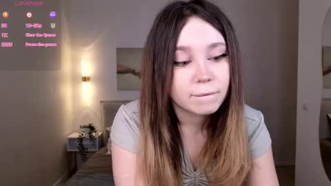 Snapshot of shiny_bell chatting on 04.21.26 Bell 3 Next broadcast online show from 04.21.26