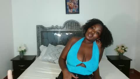 Snapshot of shiratie chatting on 04.30.26 Shirat online show from 04.30.26
