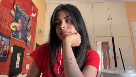 Snapshot of shirleendurrah chatting on 04.27.26 Karin online show from 04.27.26