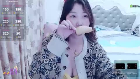 Shirleyni online show from 02.19.25