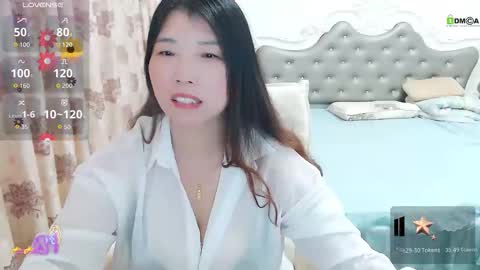 Snapshot of shirleyni chatting on 11.17.25 Shirleyni online show from 11.17.25