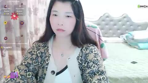 Snapshot of shirleyni chatting on 12.16.25 Shirleyni online show from 12.16.25