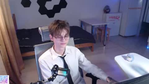 Snapshot of shiromy_ chatting on 11.28.25 shiromy_ online show from 11.28.25