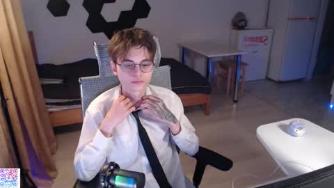 Snapshot of shiromy_ chatting on 11.30.25 shiromy_ online show from 11.30.25