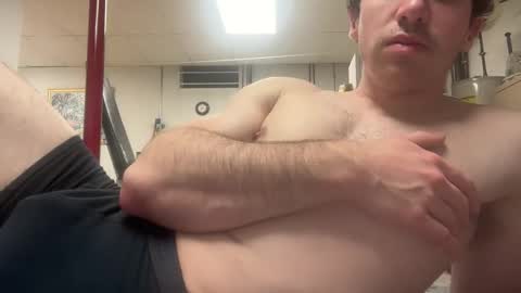 shirtlesshunk15 online show from 06.01.26