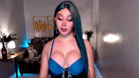 WET AND WILD YHANNA online show from 03.07.25