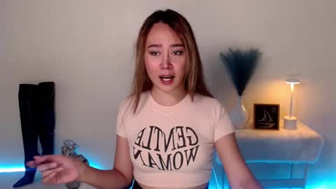 WET AND WILD YHANNA online show from 09.21.25