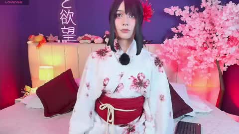 Snapshot of shizuko___ chatting on 05.21.26 Valentina online show from 05.21.26