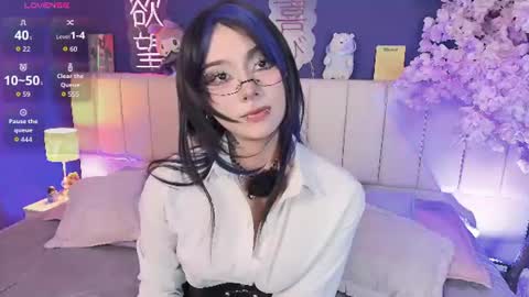 Snapshot of shizuko___ chatting on 07.10.26 Valentina online show from 07.10.26