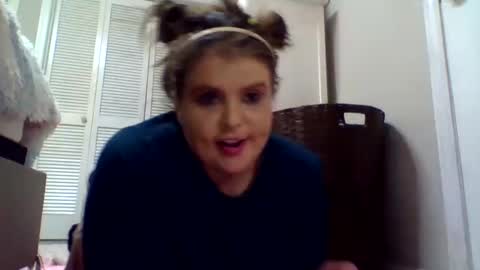 shmooinaround online show from 12.24.24