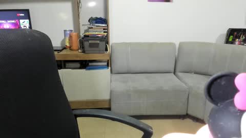 Shofia Beltran online show from 02.19.25