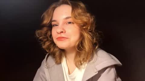 Snapshot of shondareadus chatting on 03.17.26 Sade online show from 03.17.26