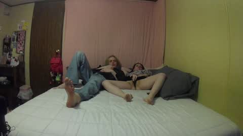 Snapshot of short_cakes05 chatting on 12.14.24 Short Cakes online show from 12.14.24