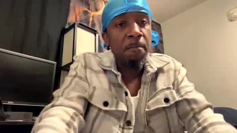 Snapshot of shortdog617 chatting on 10.18.25 Short dog online show from 10.18.25