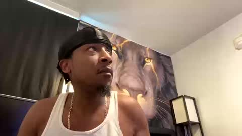 Snapshot of shortdog617 chatting on 10.19.25 Short dog online show from 10.19.25