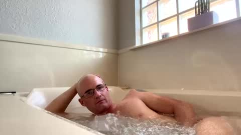 Snapshot of shortshortsman chatting on 09.09.25 shortshortsman online show from 09.09.25