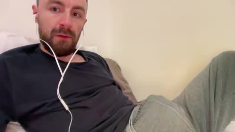 show_jizzness online show from 02.10.25