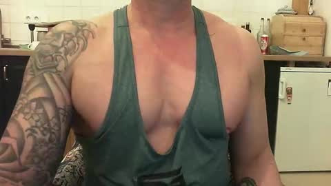 Snapshot of show_on_for_you chatting on 01.21.25 show_on_for_you online show from 01.21.25