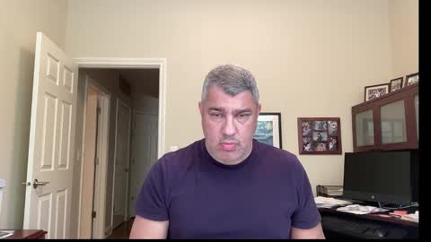 Chicago Guy online show from 10.14.25