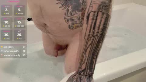 Snapshot of showoffjay46 chatting on 02.18.26 showofjay online show from 02.18.26