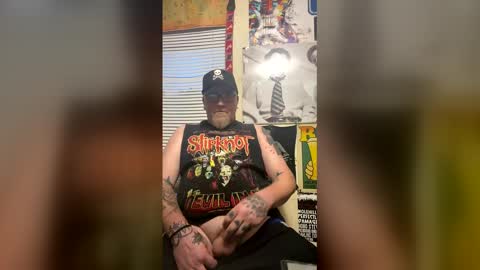 Snapshot of shredder2345 chatting on 05.28.26 shredder2345 online show from 05.28.26