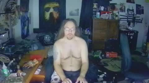 Snapshot of shredmancer chatting on 02.07.25 shredmancer online show from 02.07.25