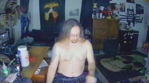 Snapshot of shredmancer chatting on 02.25.25 shredmancer online show from 02.25.25
