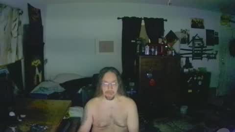Snapshot of shredmancer chatting on 11.11.25 shredmancer online show from 11.11.25