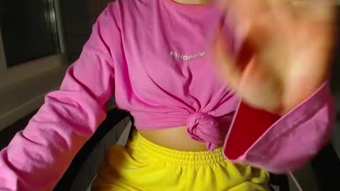 shy_26 online show from 09.24.25