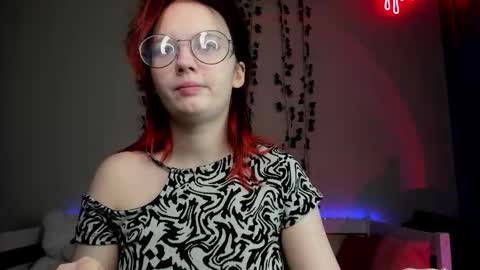 shy_elina01 online show from 01.11.26
