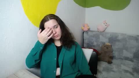 shy_lil online show from 11.06.25