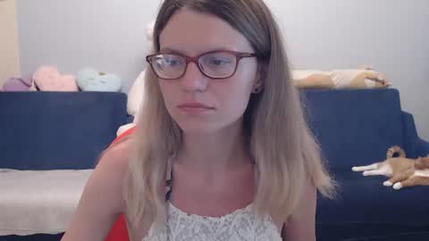 Snapshot of shy_moony chatting on 06.28.26 just Alex online show from 06.28.26