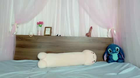 Snapshot of shy_pink_doll chatting on 07.13.26 shy_pink_doll online show from 07.13.26
