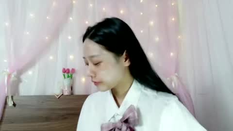 Snapshot of shy_pink_doll chatting on 07.25.26 shy_pink_doll online show from 07.25.26