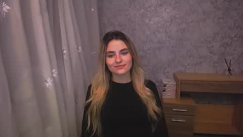 Snapshot of shy_sabrina_ chatting on 12.16.24 shy_sabrina_ online show from 12.16.24