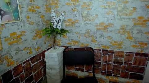 Snapshot of shy_sabrina_ chatting on 01.30.25 shy_sabrina_ online show from 01.30.25