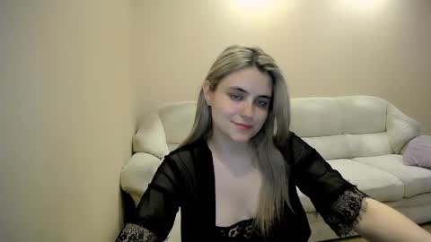 shy_sabrina_ online show from 04.01.26