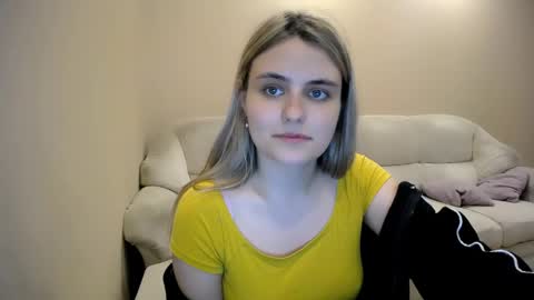 shy_sabrina_ online show from 04.29.26