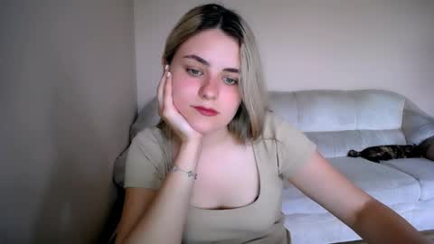 shy_sabrina_ online show from 05.25.26