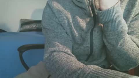 shyboyhugecum2020 online show from 04.03.26