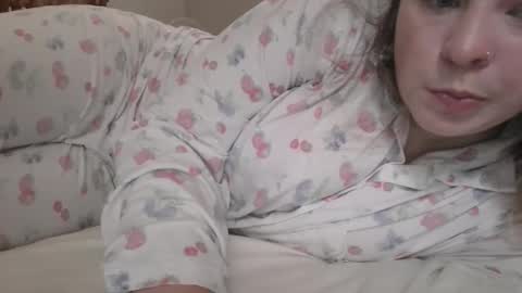 Elyse online show from 11.23.25