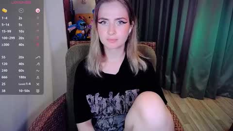 Effie online show from 10.19.25