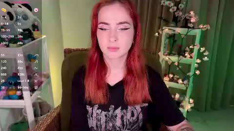 Snapshot of shyfoxxxy chatting on 07.10.26 Effie online show from 07.10.26